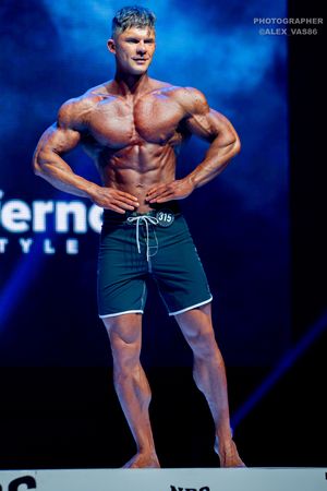 MEN'S PHYSIQUE НОВИЧКИ